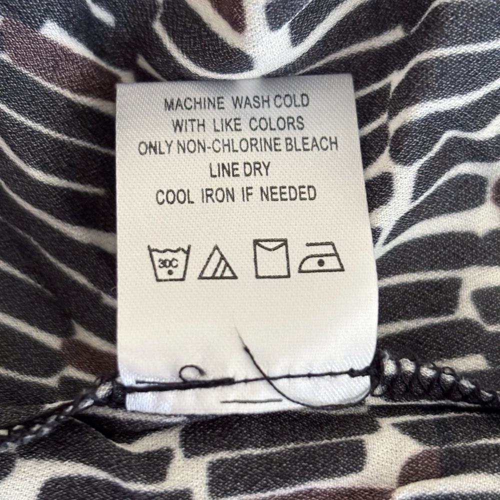 Tyler Boe Ruffle Neck Button Up Shirt Sz 10 NEW NWT Office Chic - Picture 8 of 8